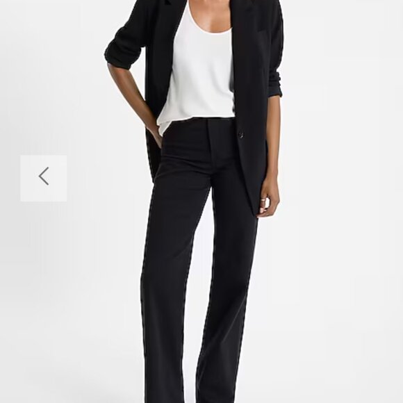 Express Scoop Neck Tank - Picture 6 of 7